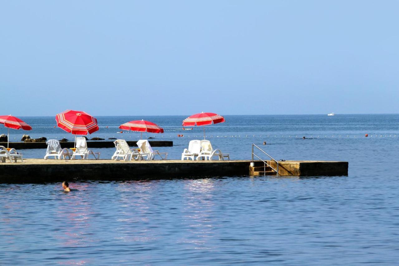 Apartments With A Parking Space Umag - 7039 Εξωτερικό φωτογραφία