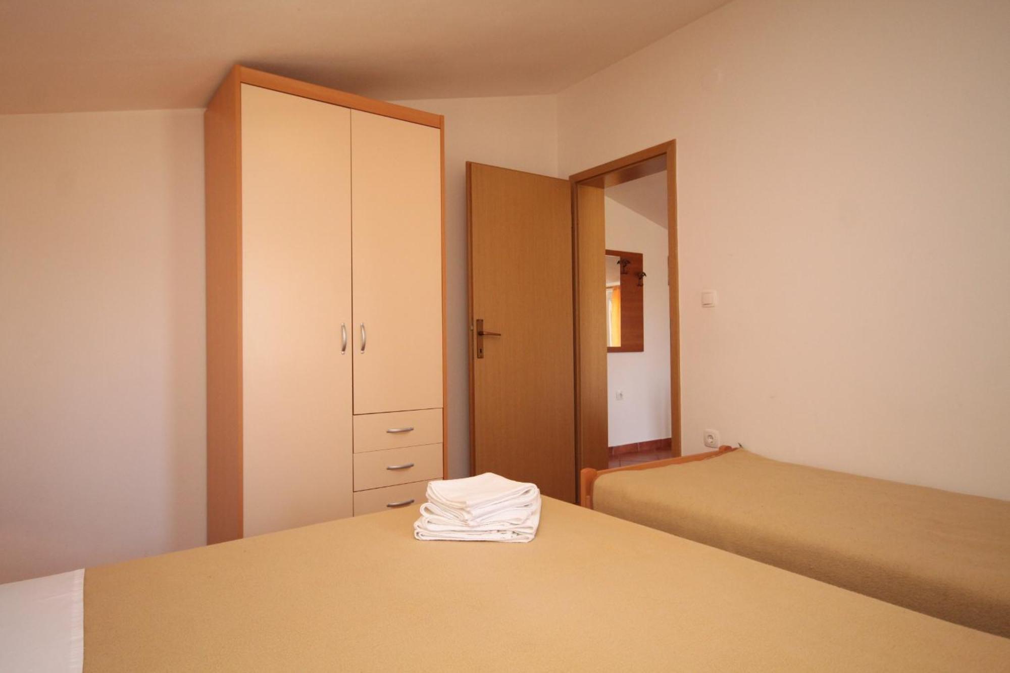 Apartments With A Parking Space Umag - 7039 Δωμάτιο φωτογραφία